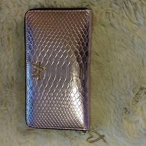 VGUC. Victoria's Secret large wallet.